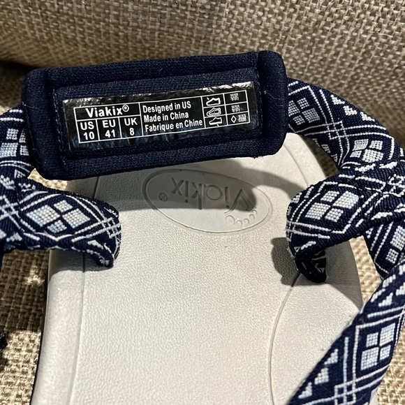 Viakix Women's Walking Comfort Sandals S 10- Excellent Cushioning and Condition! - Picture 2 of 9